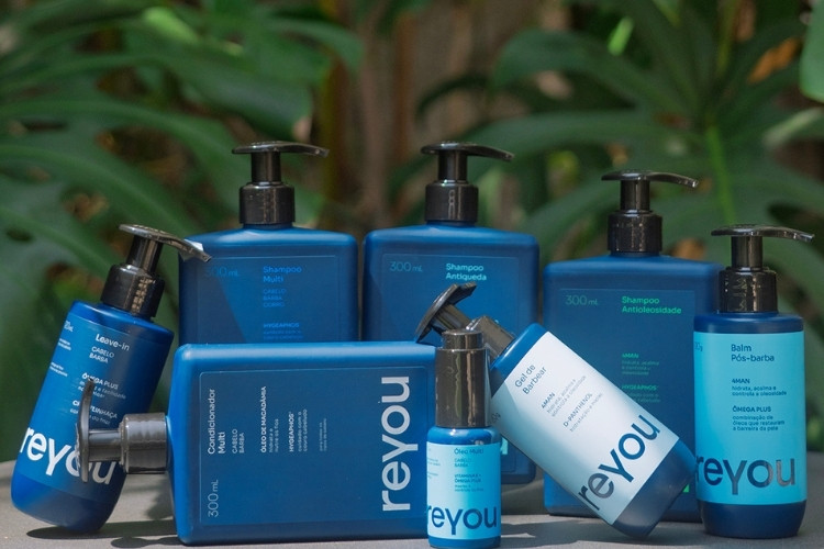 Conheça a nova linha de produtos para cabelo, barba e corpo lançada por Cauã Reymond: reyou®